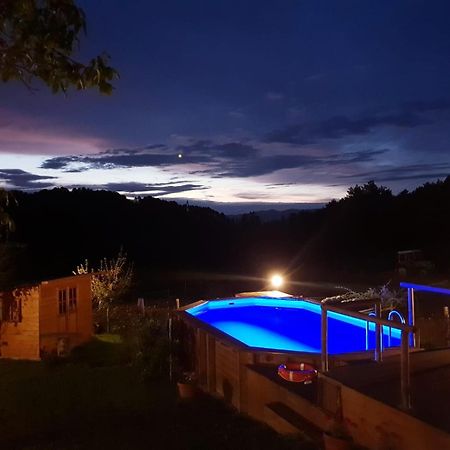 ויקיו Il Mugello B&B מראה חיצוני תמונה