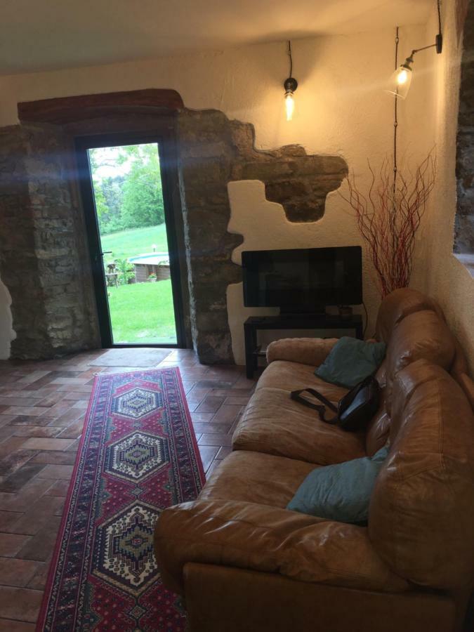 ויקיו Il Mugello B&B מראה חיצוני תמונה